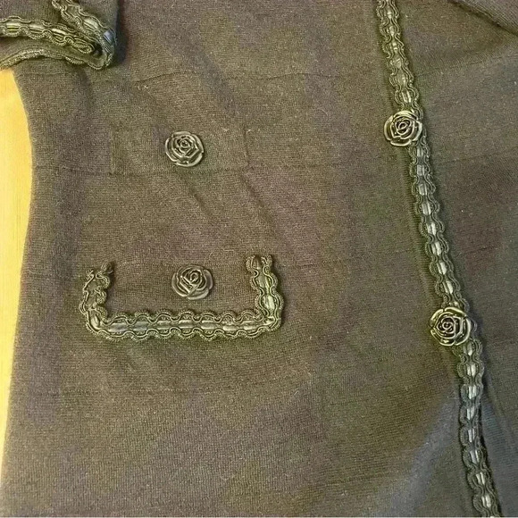 Weill black 100% wool cardigan with Rose front Buttons & Pockets *read Descripti - Picture 5 of 13
